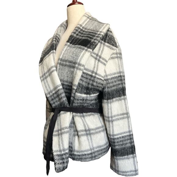 NWT BB Dakota Wool Blend Black White Grey Plaid Wrap Belted Jacket Sz M - Picture 5 of 12